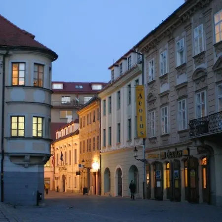 Apartment Second In Heart Of *