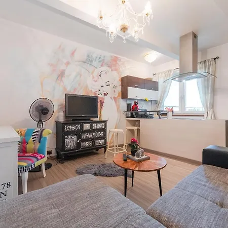 Apartment Second In Heart Of *