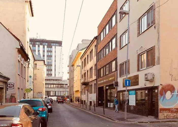 شقة Second In Heart Of *